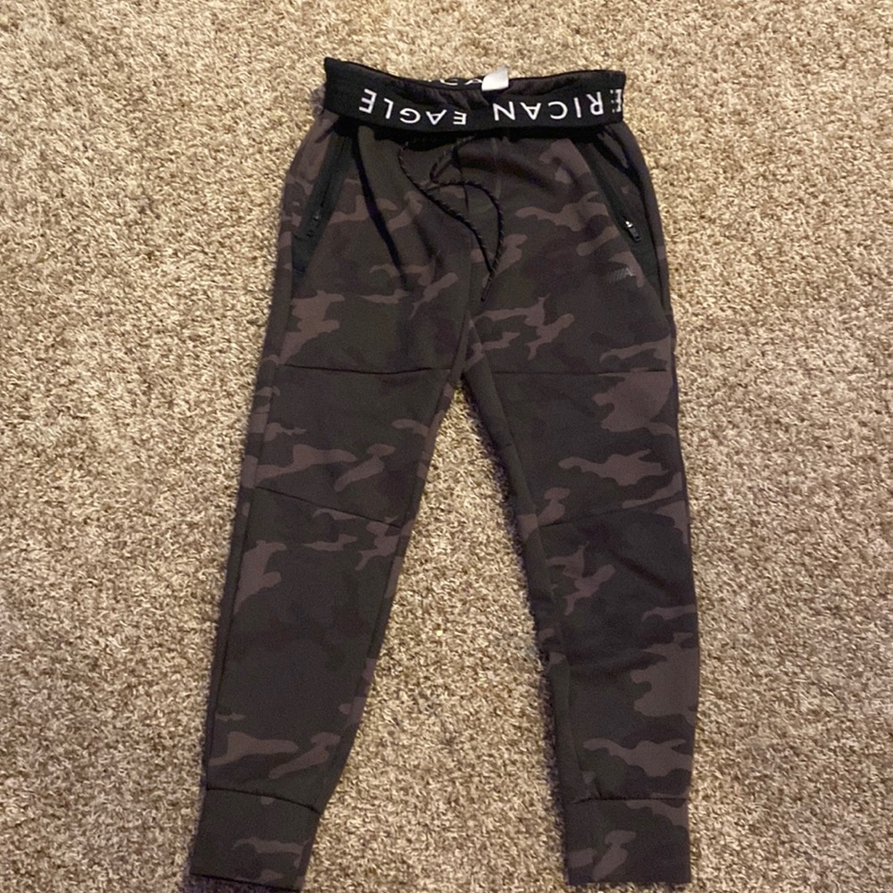 American Eagle Men’s Joggers